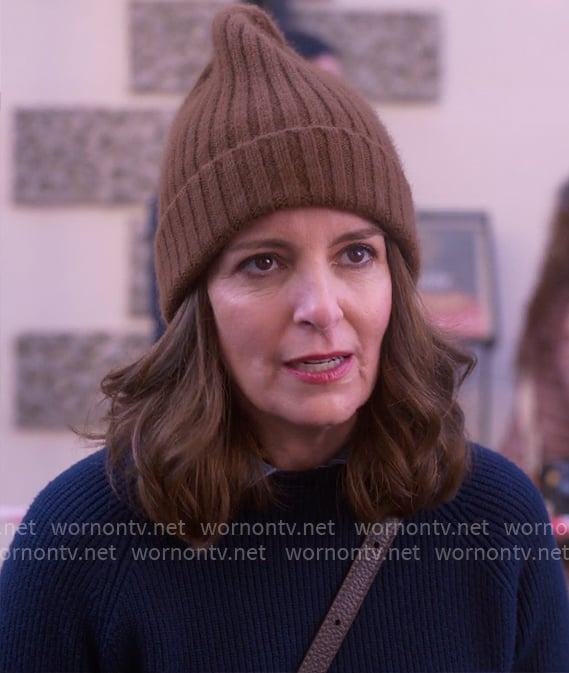 Kate’s navy sweater with denim collar on The Four Seasons
