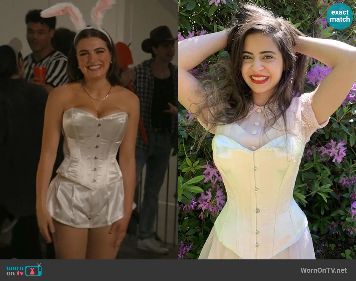 Hannah’s corset on Off Campus