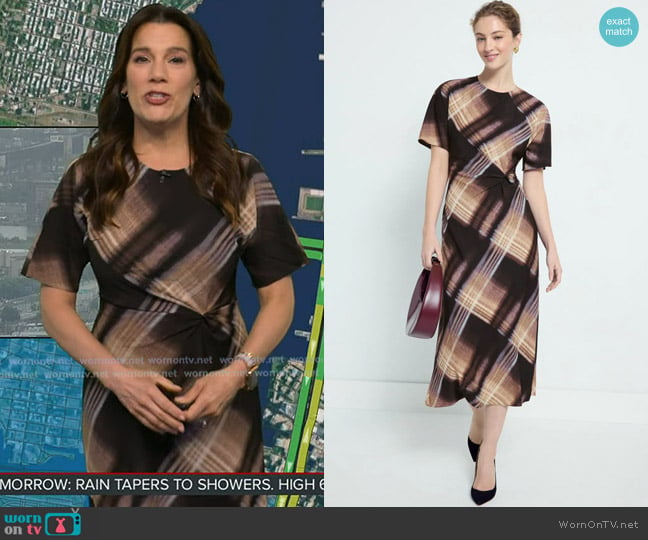 Luxely Printed Twist Detailed Midi Dress worn by Heather O’Rourke on Good Morning America