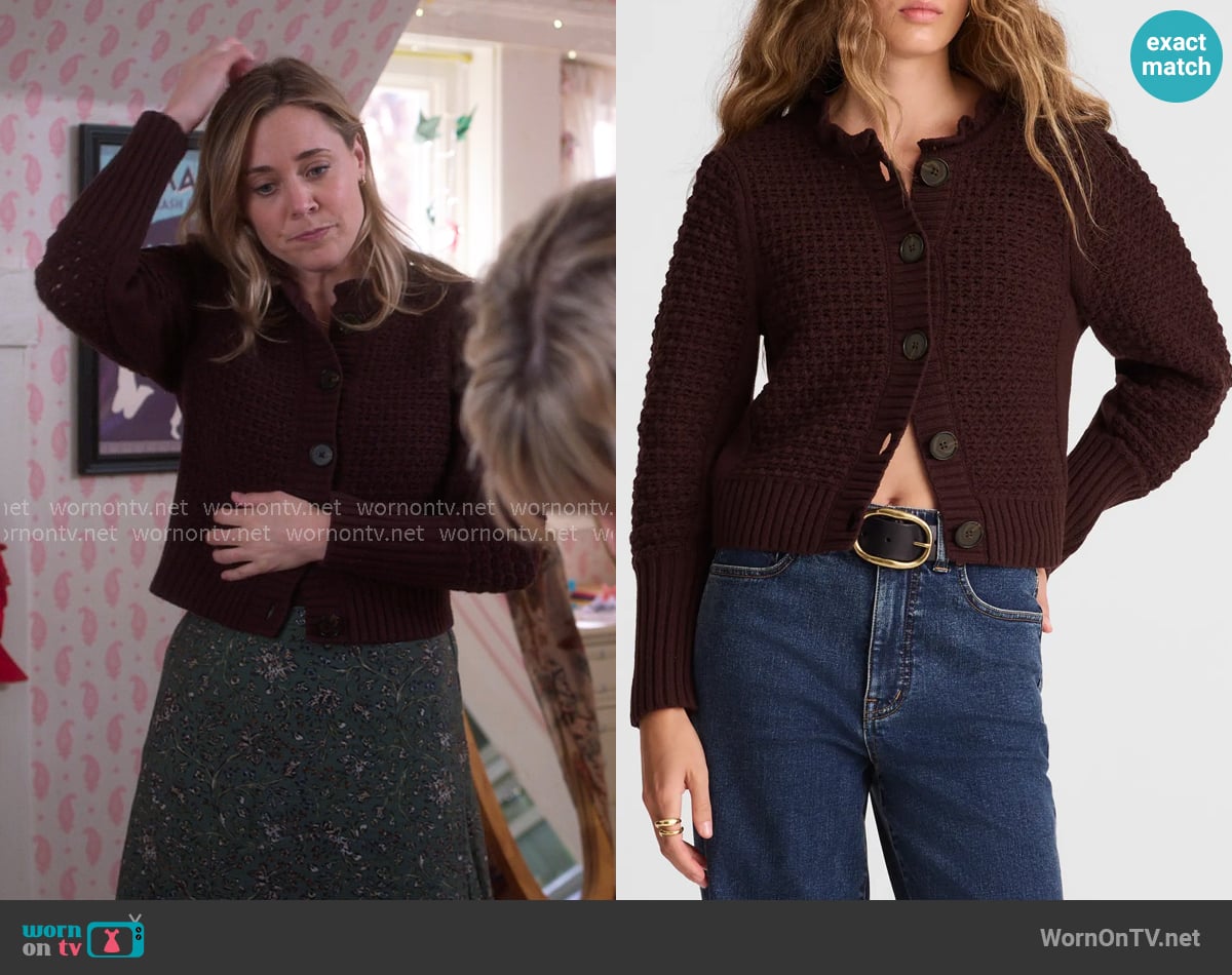 Madewell Scalloped Merino Wool Blend Cardigan in Damnsen worn by Ginny (Erika Henningsen) on The Four Seasons