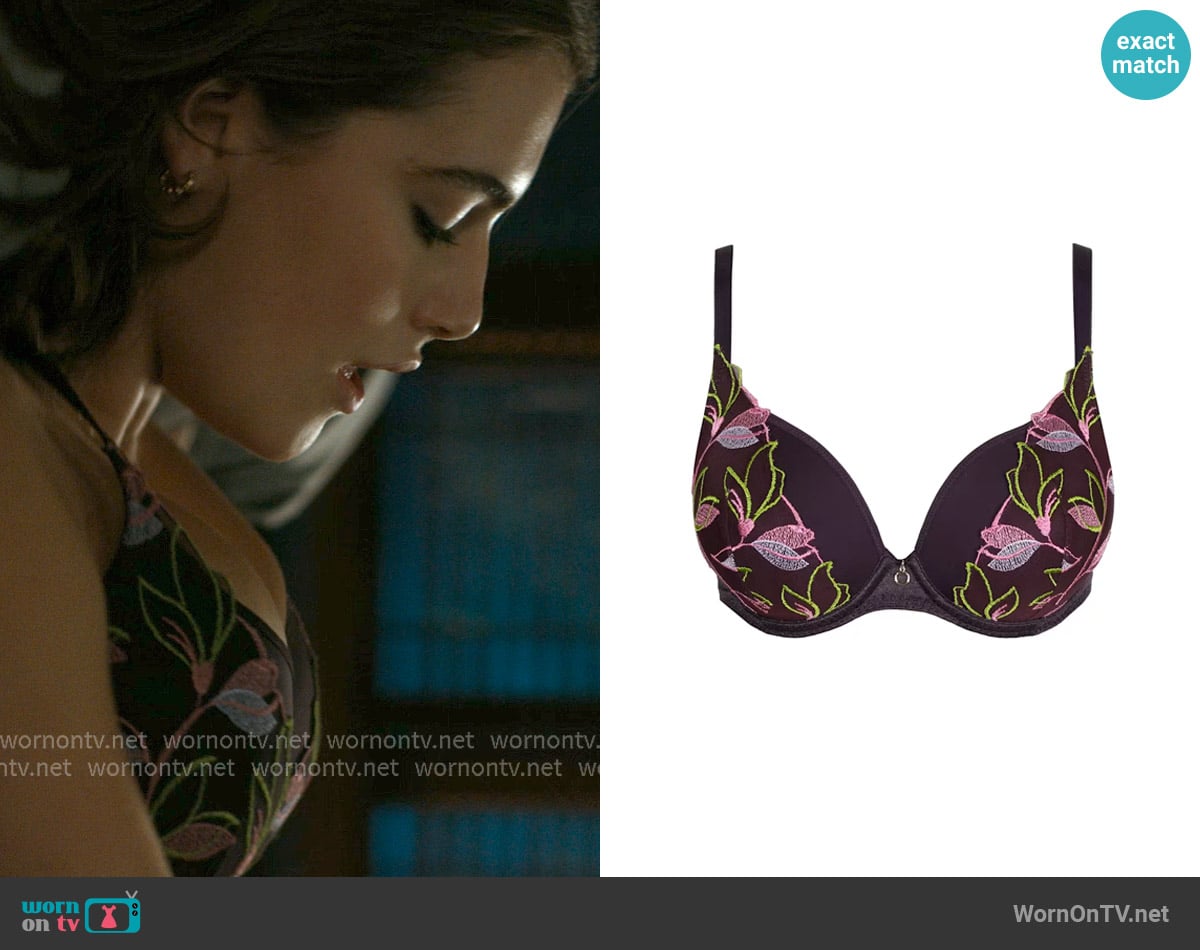 Marie Jo Loish Heartshape Bra worn by Hannah Wells (Ella Bright) on Off Campus