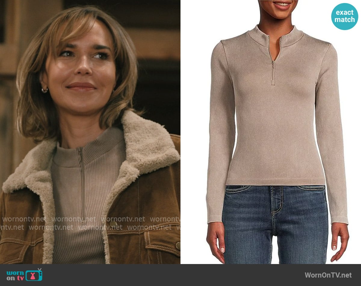 Moa Moa Mock Neck Long Sleeve Quarter Zip Top worn by Belle Skinner (Arielle Kebbel) on Marshals