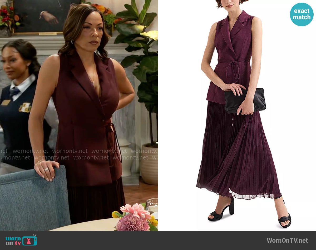 Phase Eight Becky Tux Dress worn by Nicole Dupree Richardson (Daphnee Duplaix) on Beyond the Gates