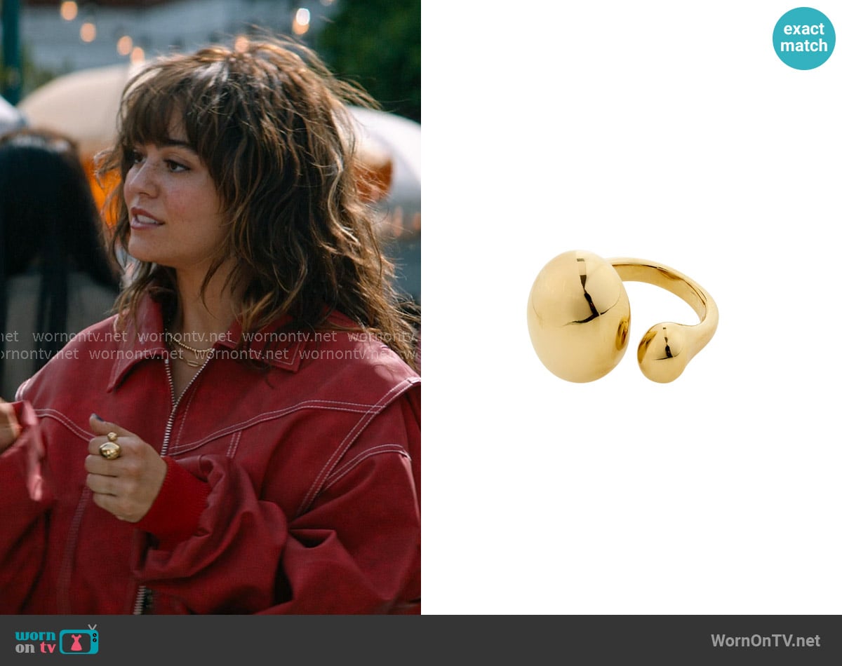 Pilgrim Chunky Gold-plated Ring worn by Allie Hayes (Mika Abdalla) on Off Campus