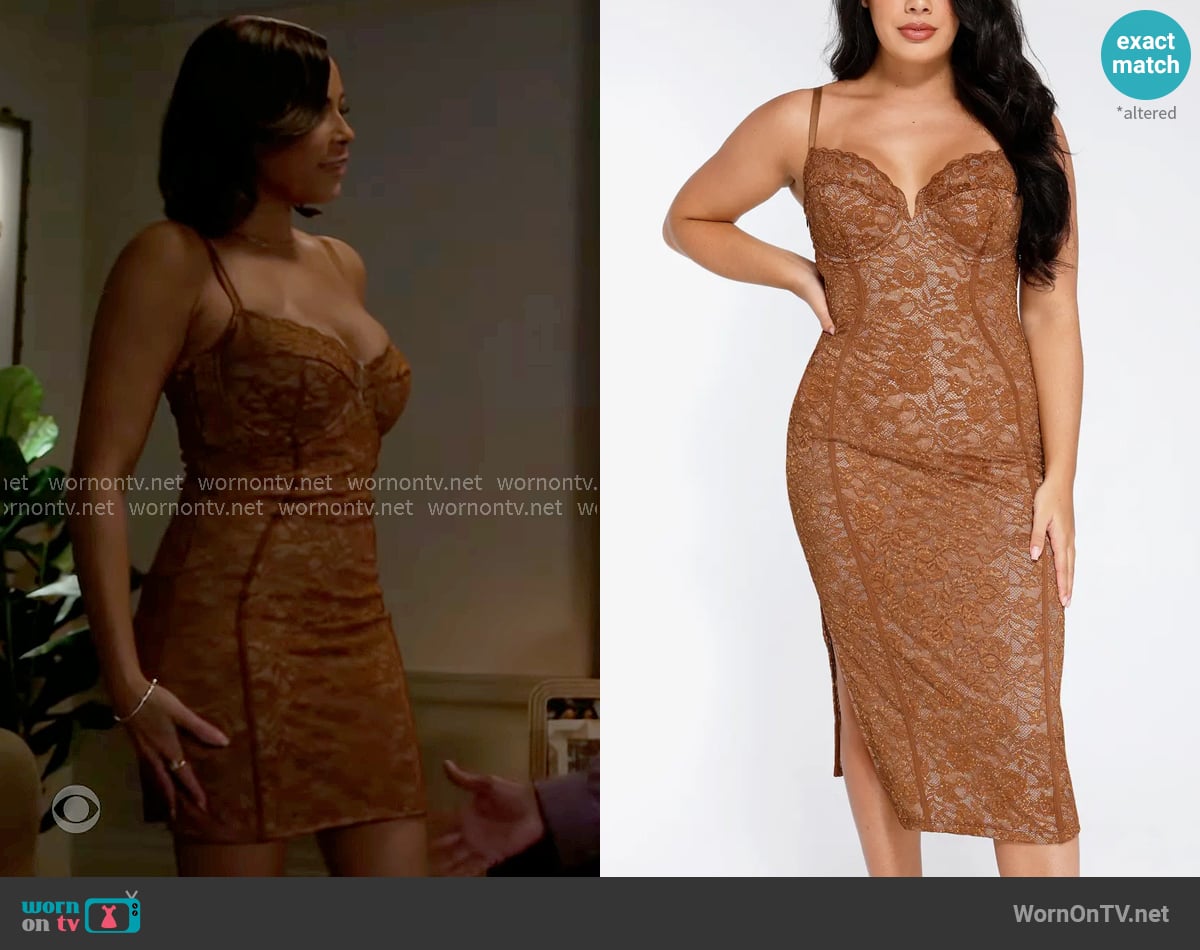 Popilush Shapewear All-Lace Hourglass Corset Side Slit Midi Dress in Toffee worn by Nicole Dupree Richardson (Daphnee Duplaix) on Beyond the Gates