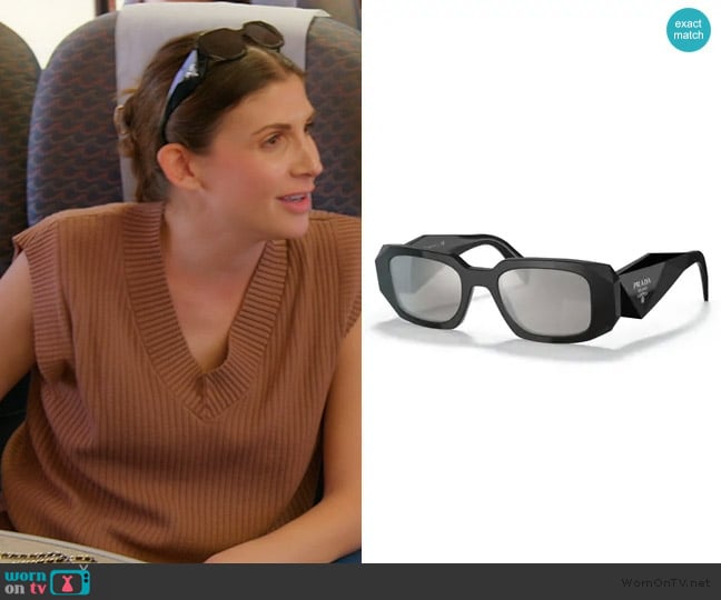 Prada PR 17WS worn by Janet Caperna on The Valley