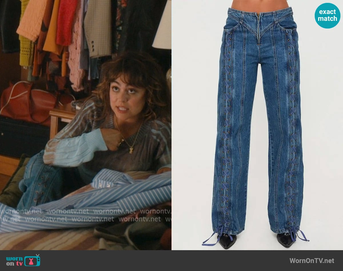 Princess Polly Day Dream Mid Rise Straight Leg Jeans Dark Blue Wash worn by Allie Hayes (Mika Abdalla) on Off Campus