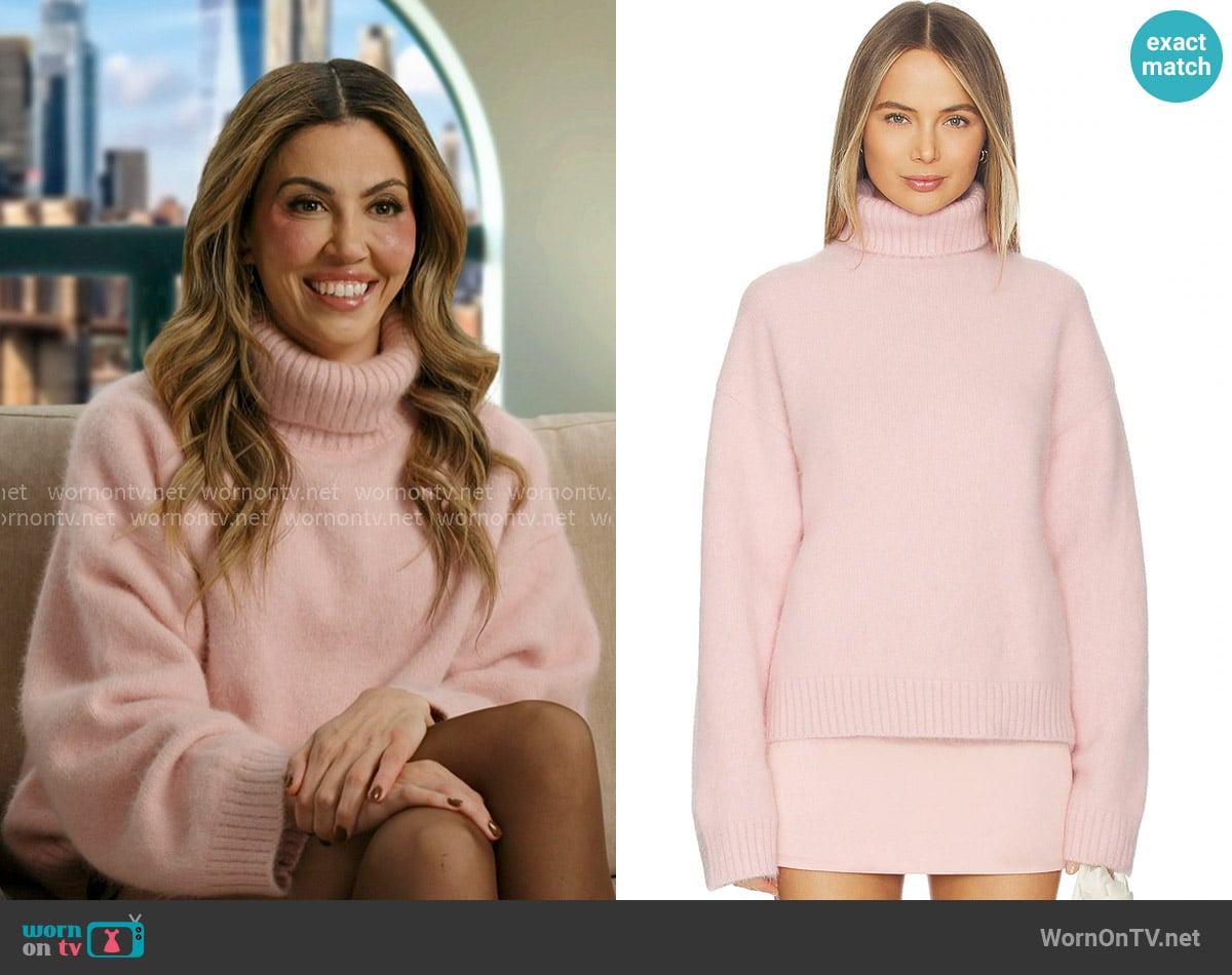 Retrofete Olga Sweater in Ballet Slipper worn by Georgina Ferzli on In The City