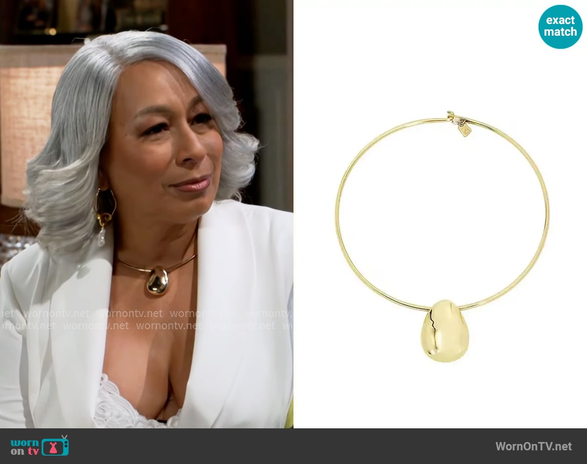 Robert Lee Morris Soho Sculpted Dome Pendant Wire Collar Necklace worn by Anita Dupree (Tamara Tunie) on Beyond the Gates