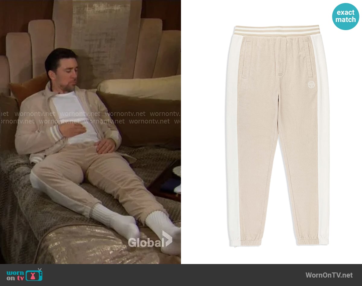 Sergio Tacchini Vitus Pants in Fog worn by Cane Ashby (Billy Flynn) on The Young and the Restless