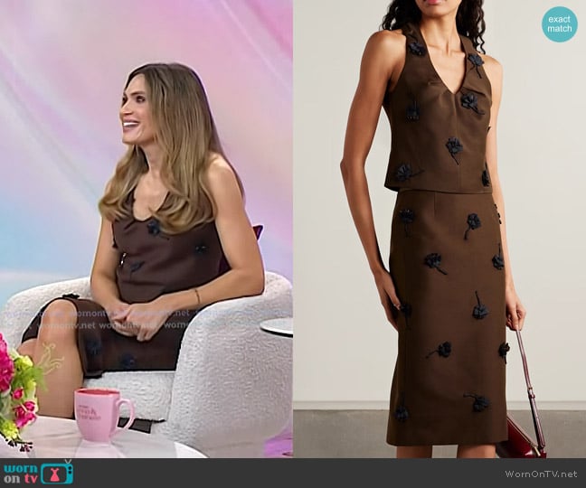 Mandy Moore’s brown floral applique top on Today