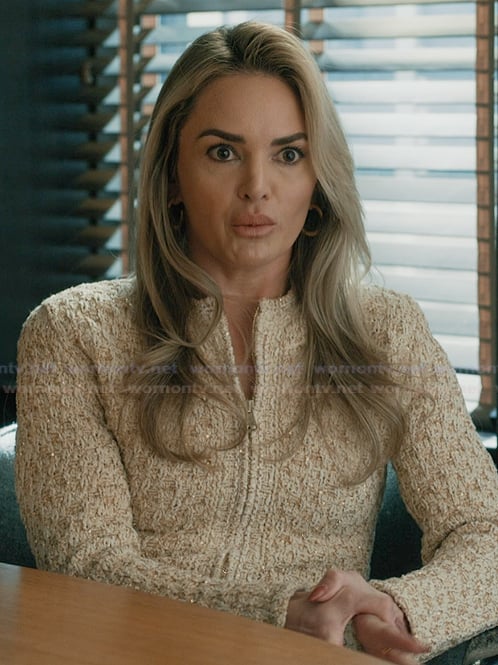 Sienna’s beige tweed jacket on Elsbeth