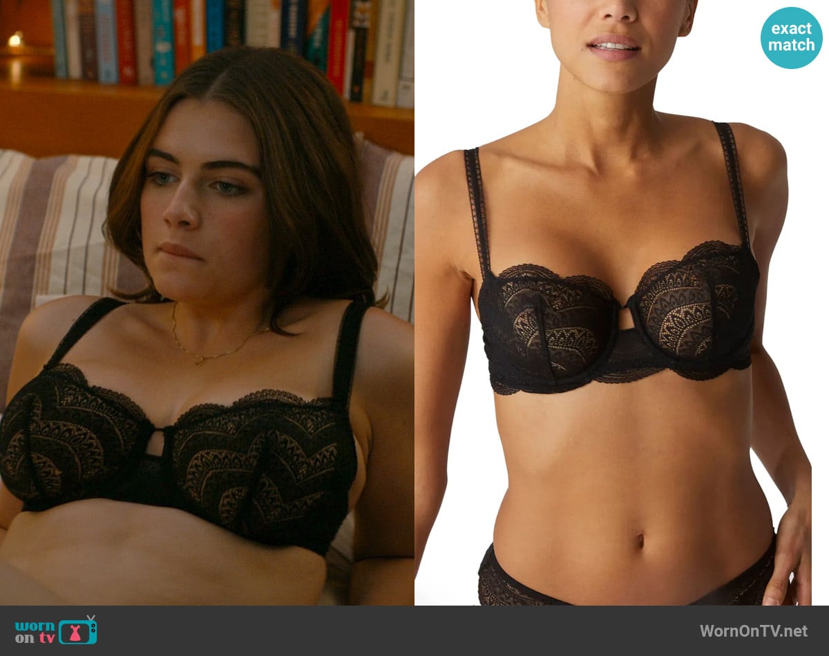 Simone Perele Karma Underwire Lace Demi Bra worn by Hannah Wells (Ella Bright) on Off Campus