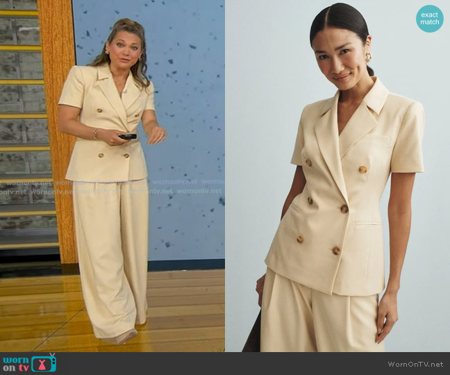Toccin Short Sleeved Double Breasted Blazer worn by Ginger Zee on Good Morning America