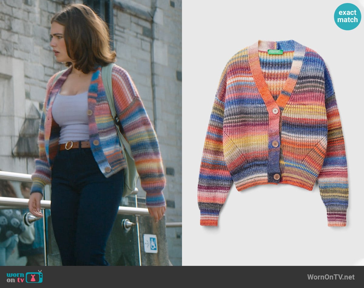 United Colors of Benetton Striped Cardigan worn by Hannah Wells (Ella Bright) on Off Campus