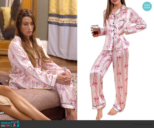 WDIRARA Bowknot Print Satin Pajama Set worn by Alicia Carmody on The Real Housewives of Rhode Island