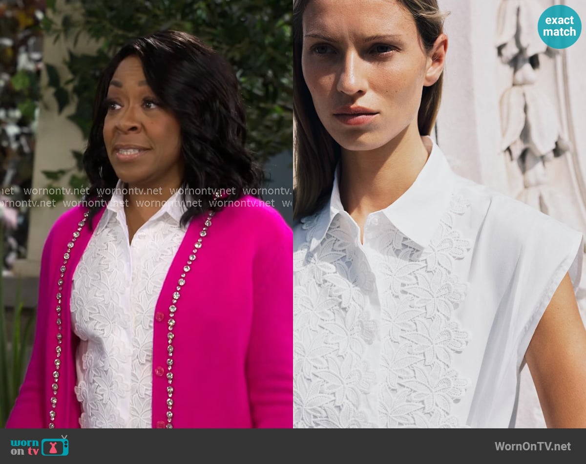 Zara Poplin Shirt with Guipure worn by Tina Butler (Tichina Arnold) on The Neighborhood