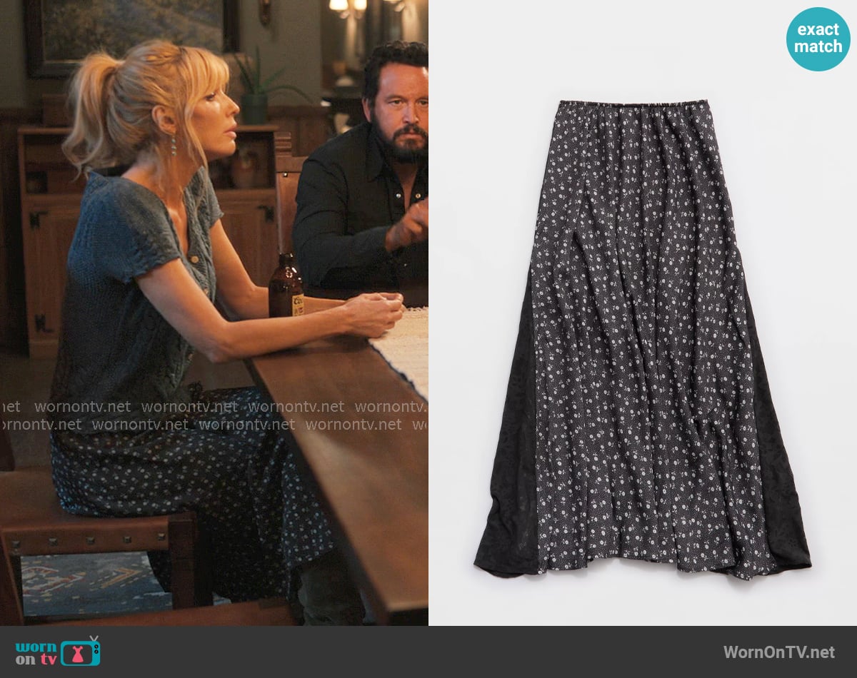 Aerie Satin Maxi Skirt in Smoked Grey worn by Beth Dutton (Kelly Reilly) on Dutton Ranch