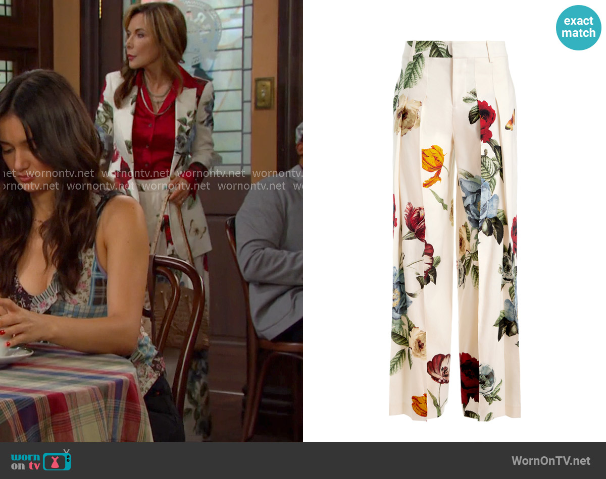 Alice + Olivia Blaire Pant in provence floral lg worn by Kate Roberts (Lauren Koslow) on Days of our Lives