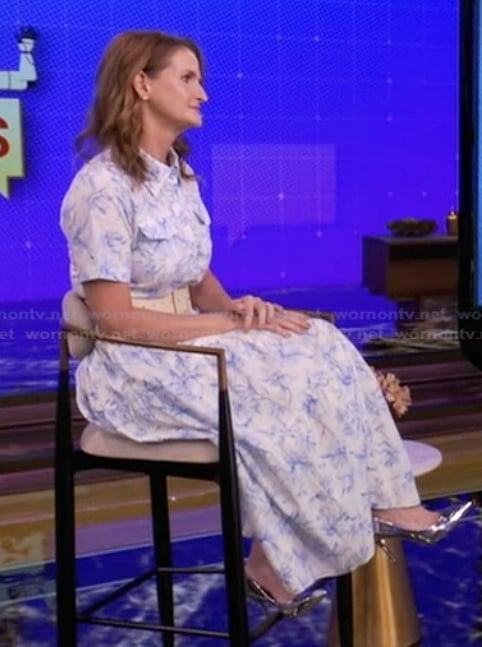 Amy Neunsinger’s blue floral print shirtdress on Live with Kelly and Mark