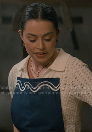 Annie’s navy wavy apron on Sweet Magnolias