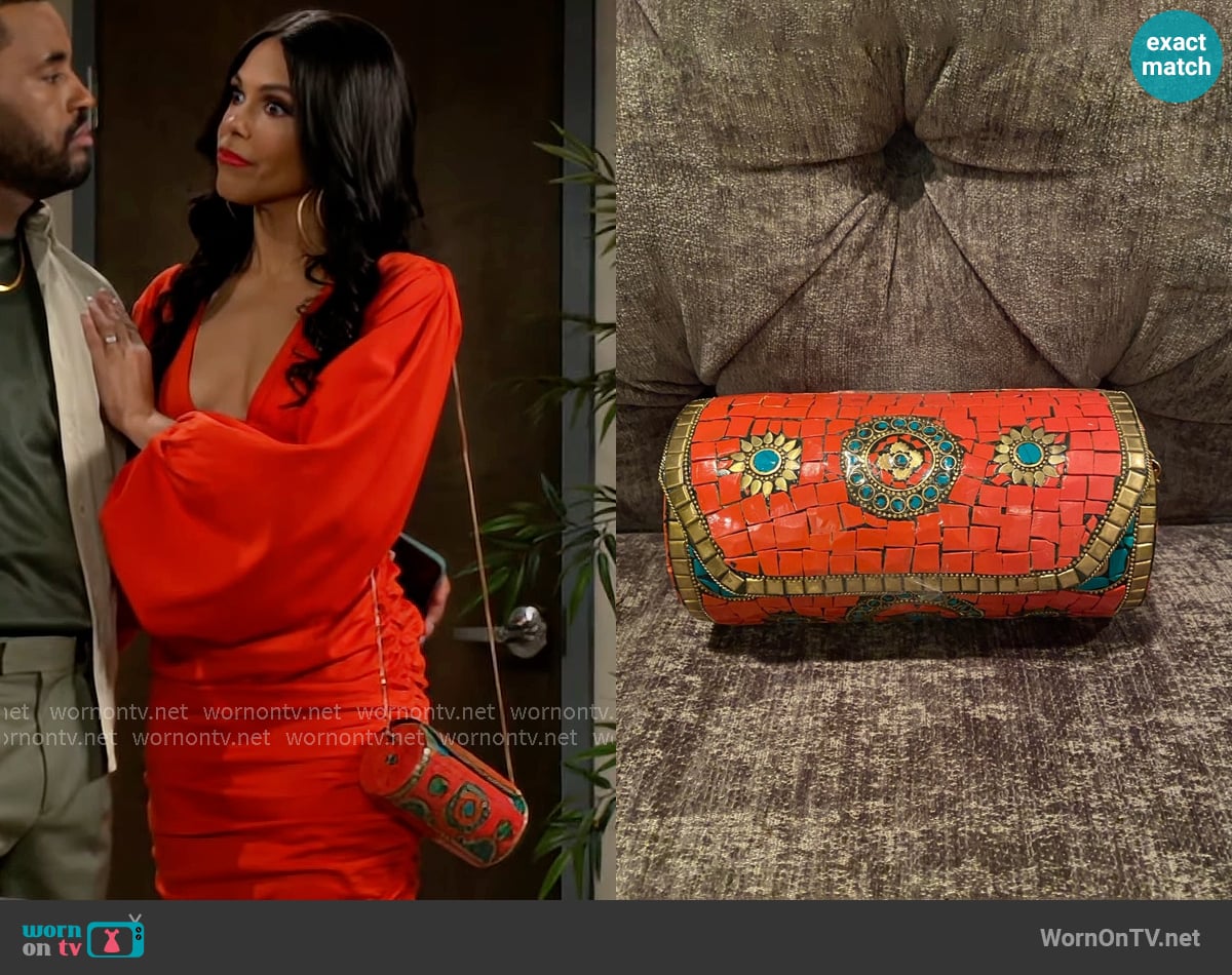 Antik Kraft Mosaic Shoulder Bag worn by Dani Dupree (Karla Mosley) on Beyond the Gates