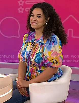 Arianna’s floral pleated blouse on Today