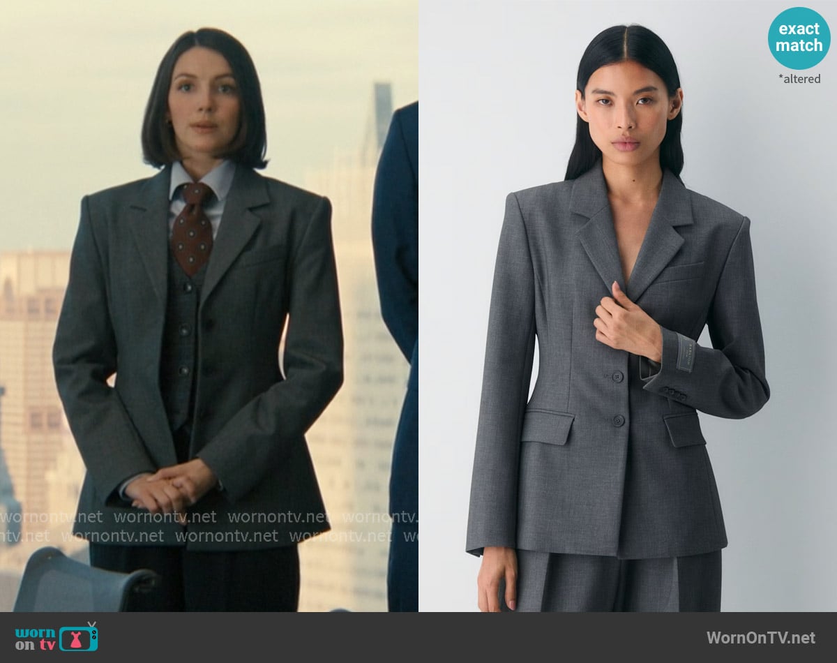 Aritzia Standout Blazer worn by AJ Pascarelli (Ella Hunt) on Not Suitable For Work