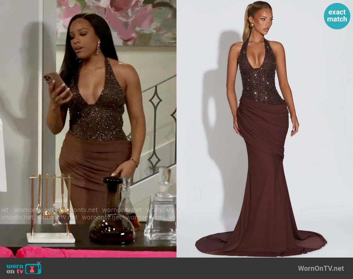 Babyboo Taylor Gown in Plum Brown worn by Naomi Hamilton Hawthorne (Arielle Prepetit) on Beyond the Gates