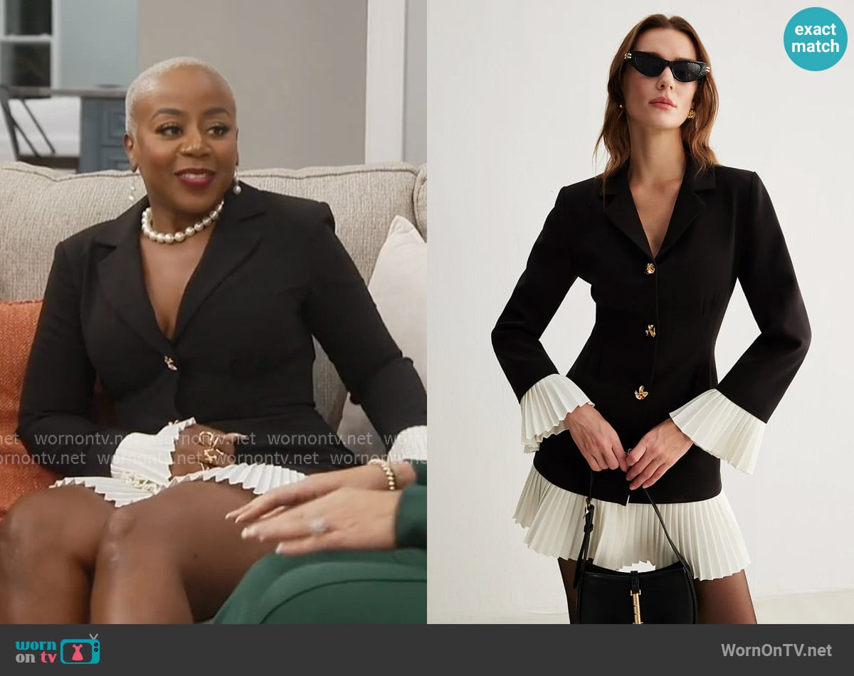 Commense V-Neck Two-Tone Pleated Button Dress worn by Pinky Cole on The Real Housewives of Atlanta