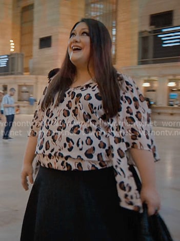 Dana’s beige leopard print top on Sweet Magnolias