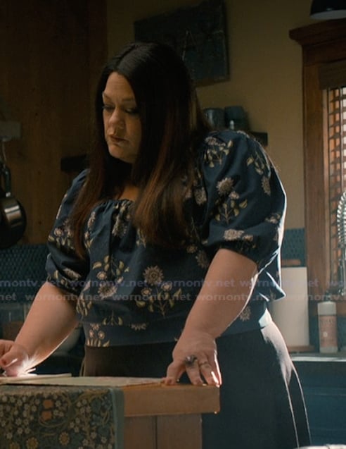 Dana’s blue floral print top on Sweet Magnolias