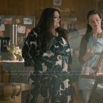 Dana’s floral print shirtdress on Sweet Magnolias