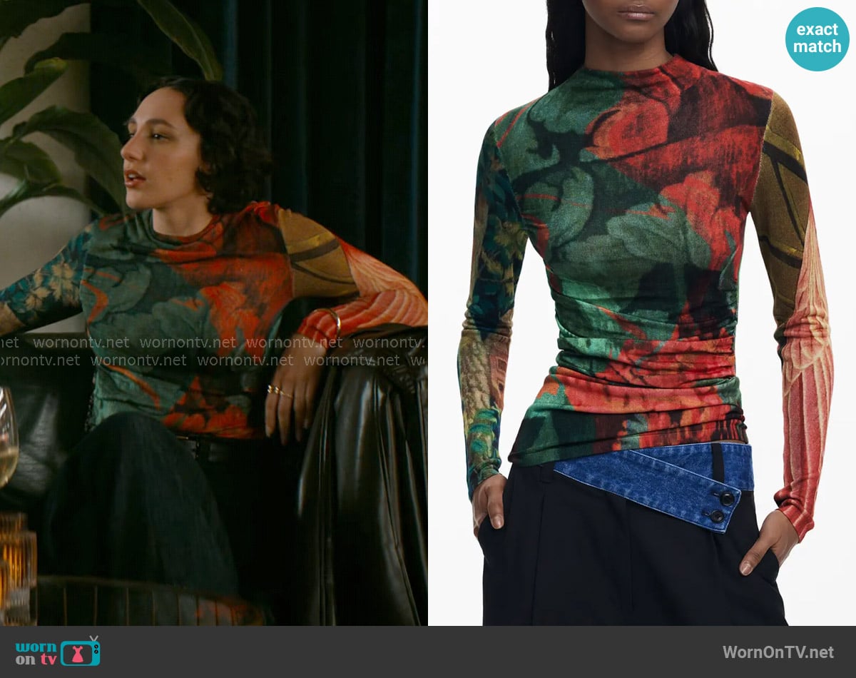 Desigual Printed Mock Neck Sweater in Antique Green worn by Joanna Maxwell (Lauren Patten) on Off Campus