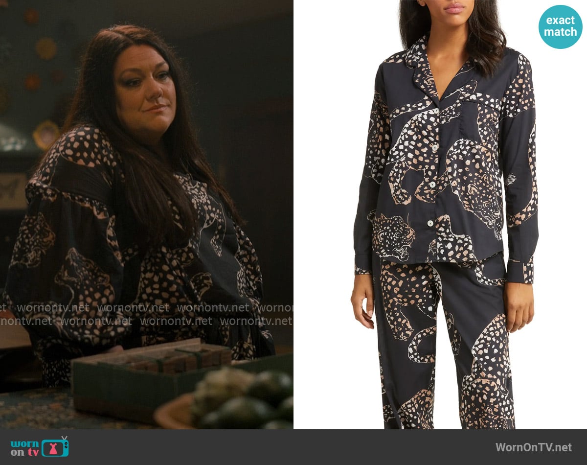 Desmond and Dempsey Long Sleeve Cotton Pajamas worn by Dana Sue Sullivan (Brooke Elliott) on Sweet Magnolias