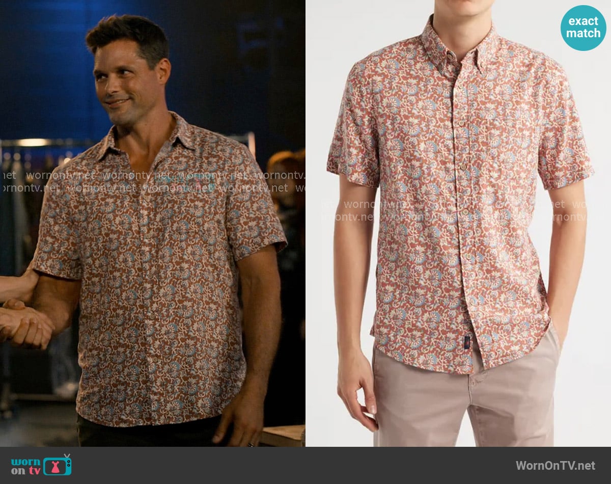 Faherty Breeze Short Sleeve Button-Down Shirt worn by Cal Maddox (Justin Bruening) on Sweet Magnolias