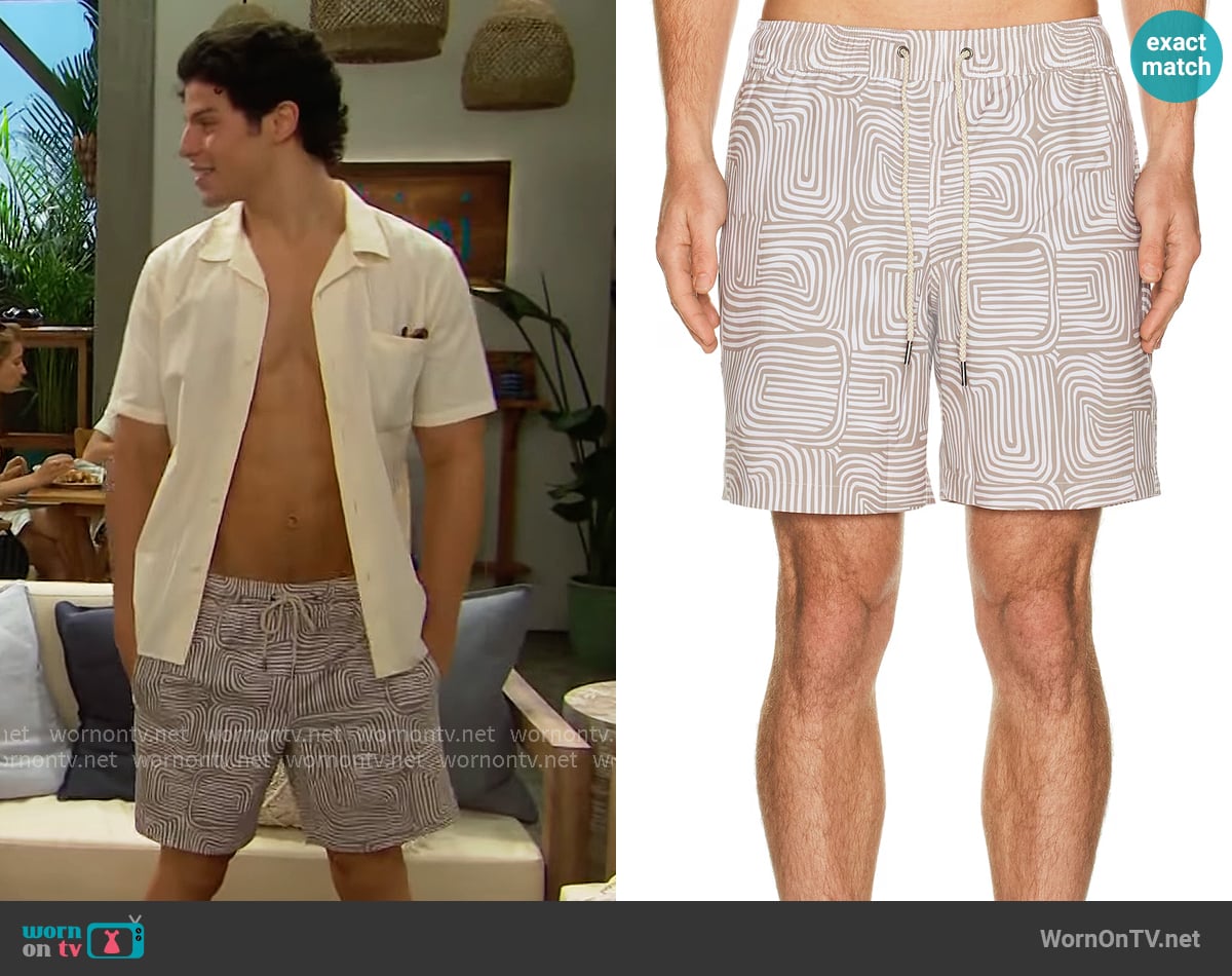RJ’s printed shorts on The Bold and the Beautiful RJ’s printed shorts on The Bold and the Beautiful