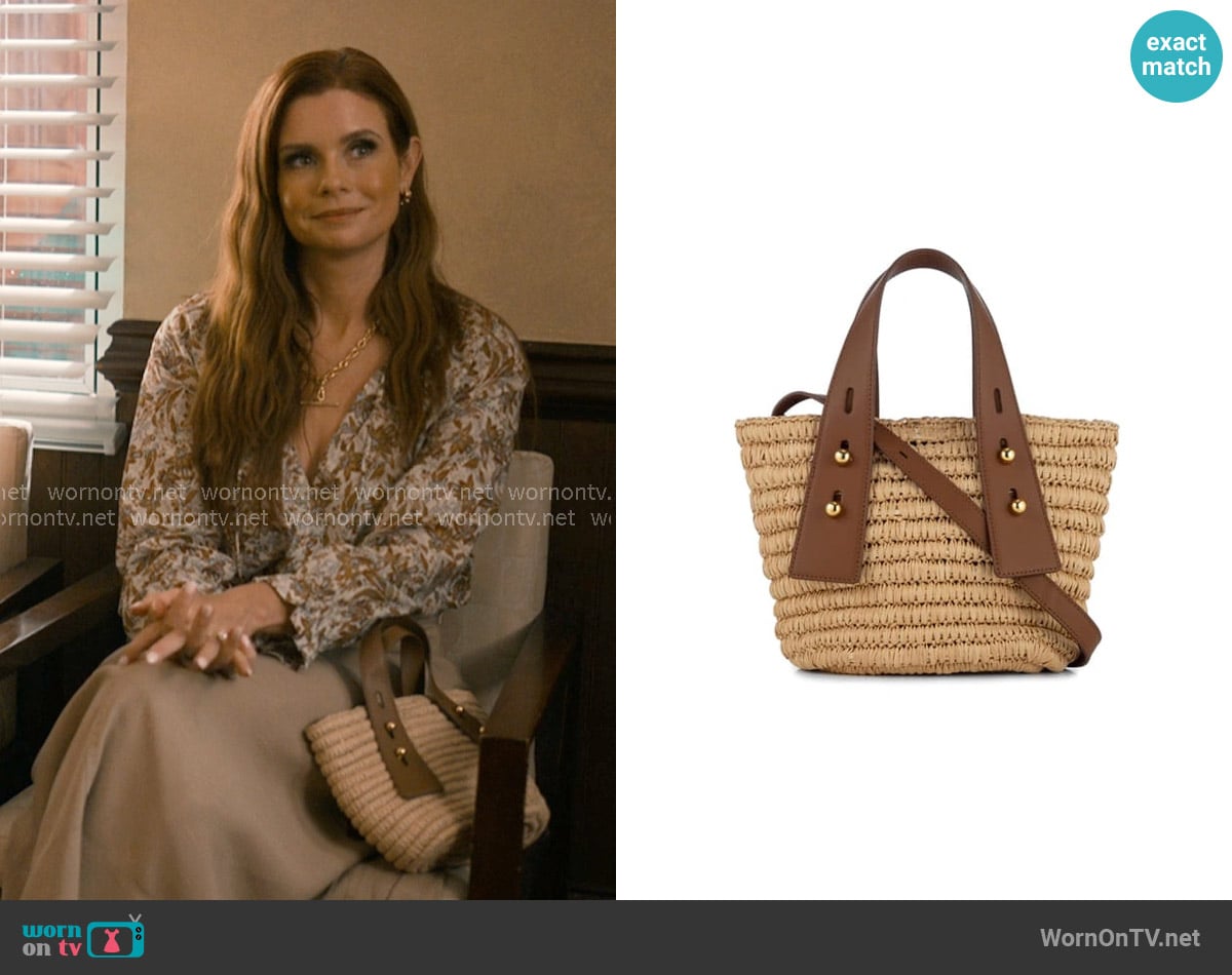 Frame Les Second Mini Raffia & Leather Crossbody Bag in Natural worn by Maddie Townsend (JoAnna Garcia Swisher) on Sweet Magnolias