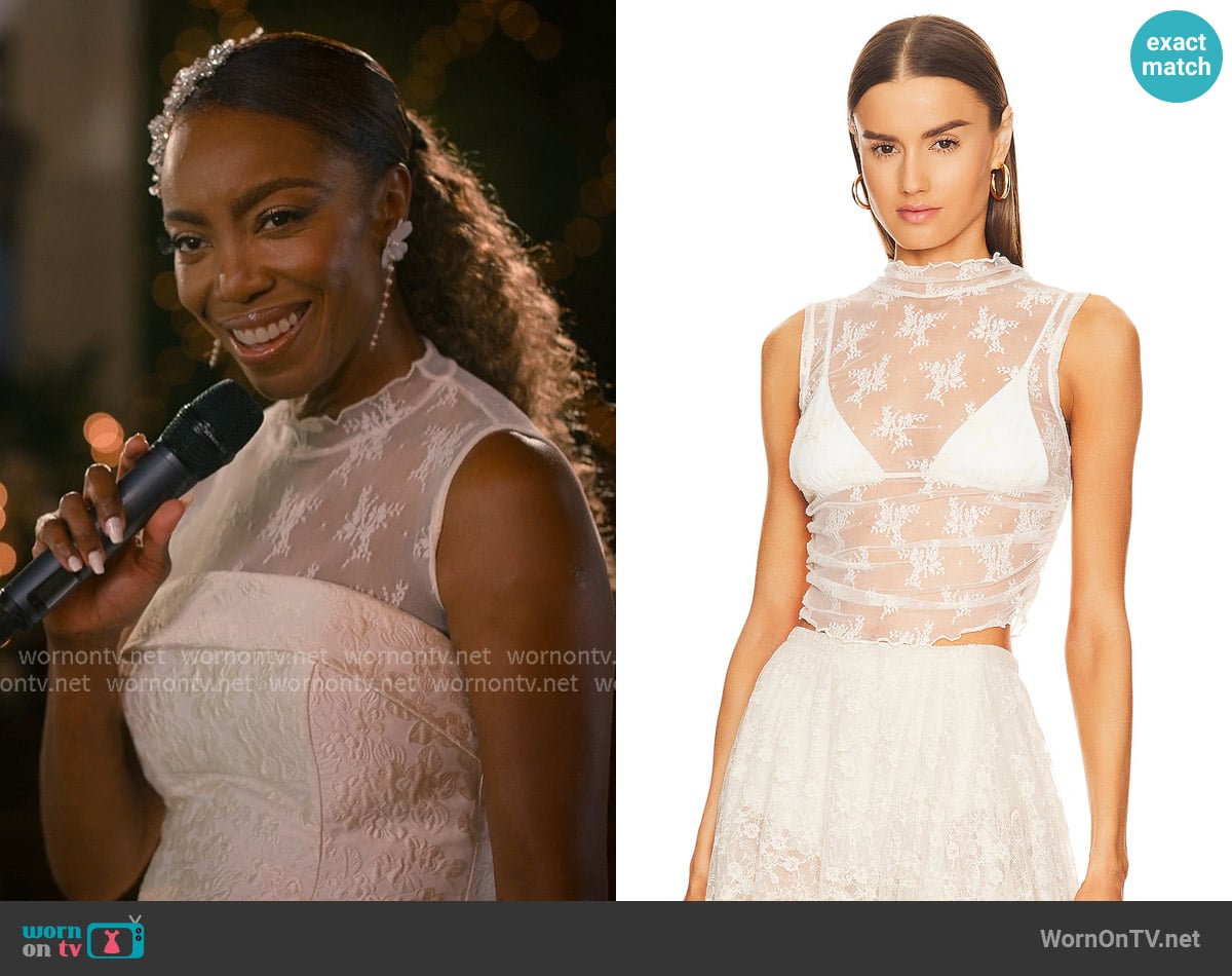 Free People Solid Nice Try Muscle Top worn by Helen Decatur (Heather Headley) on Sweet Magnolias