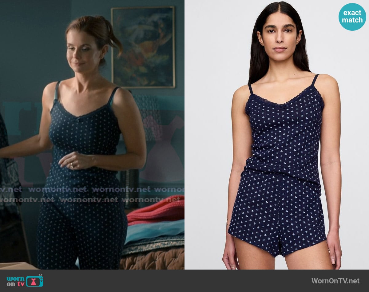 Gap Pointelle PJ Tank Top worn by Maddie Townsend (JoAnna Garcia Swisher) on Sweet Magnolias