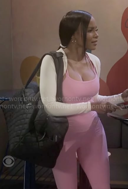 Hayley’s pink tank top and leggings set on Beyond the Gates