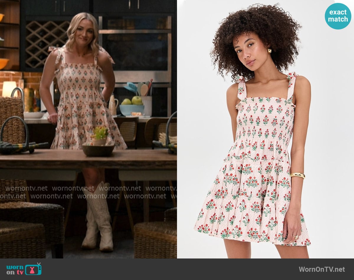 Hill House Home The Ribbon Charlotte Nap Dress worn by Noreen Fitzgibbons (Jamie Lynn Spears) on Sweet Magnolias