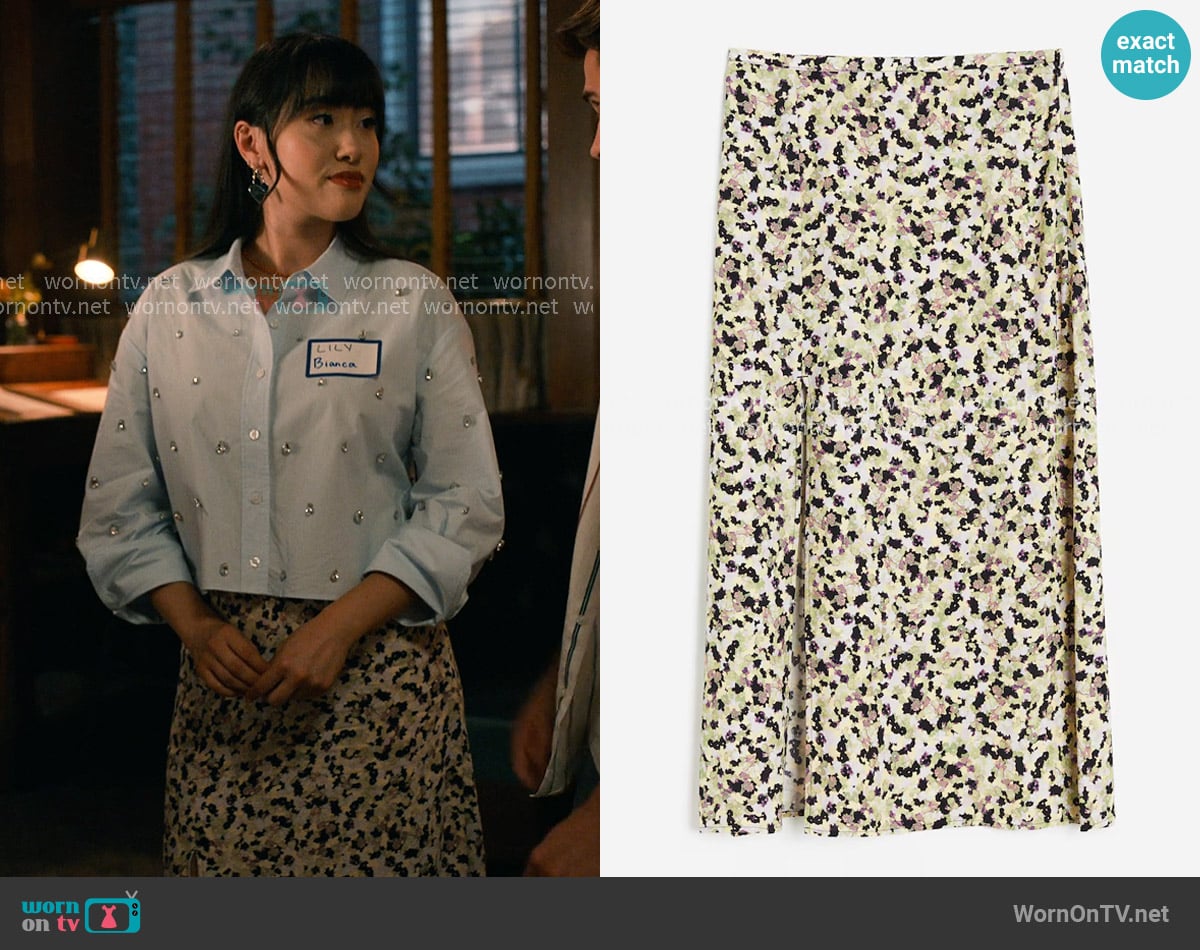 H&M Crepe Slit Skirt worn by Lily Song (Artemis) on Sweet Magnolias