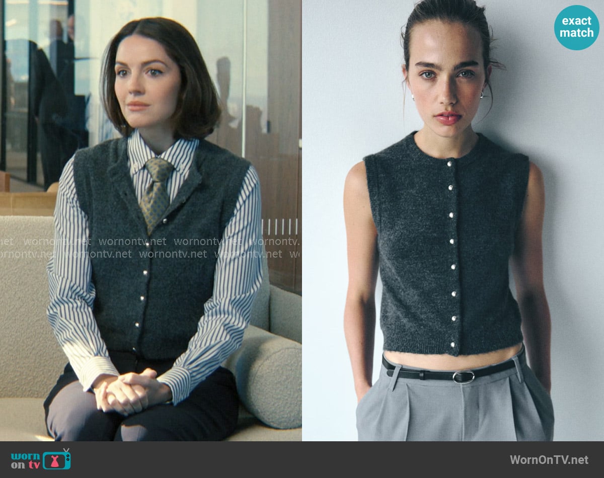 H&M Knit Vest in Dark gray melange worn by AJ Pascarelli (Ella Hunt) on Not Suitable For Work