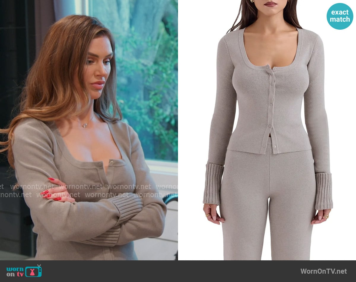House of CB Chunky Cuff Cardigan worn by Lala Kent on The Valley