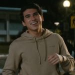 Hunter’s beige hoodie on Off Campus