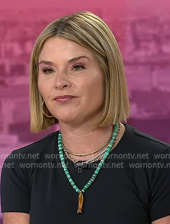 Jenna’s green fish pendant necklace on Today