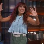 Jo Dee Messina’s blue pleated crop top on The Kelly Clarkson Show