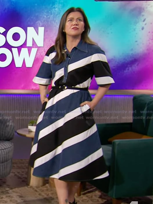 Kelly’s striped denim dress on The Kelly Clarkson Show