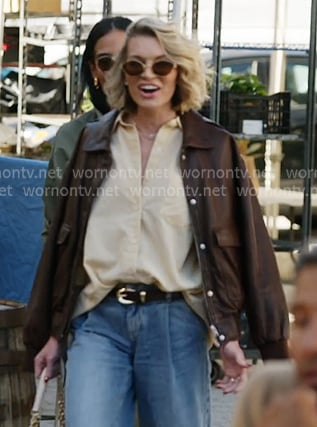 Lindsay’s brown leather jacket on In The City